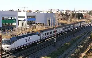 Composition de voitures des séries 9000 et 10000 de l'Estrella Costa Brava.