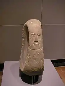 Probablement le dieu des sculpteurs de canoës, Musée ethnologique de Berlin
