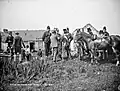 "Scène d'expulsion du conseil" sur le domaine de Vandeleur, comté de Clare, années 1880 ou 1890