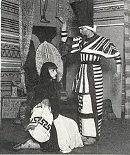Hana Vítová et František Filipovský au Théâtre libéré en 1932. Photo parue dans Světozor (cs)