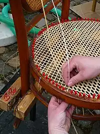 Cannage d'une chaise