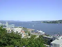 À Québec.