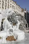 Fontaine prise par la glace en février 2012.