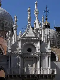 Arc Foscari.