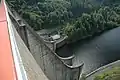 La chute du barrage de Grandval mesure 73&nbsp;m. La capacité de retenue du barrage est de 270 millions de m³, 2014