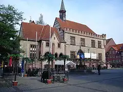 L'ancienne mairie, centre de la vieille ville.