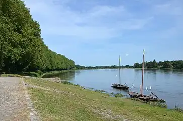 Gabares sur la Loire.