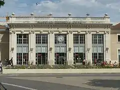 Façade de la gare de Valence-Ville.