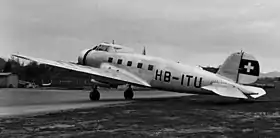General Aviation GA-43 HB-ITU de la Swissair, photographié en 1936 à l'aérodrome de Dübendorf.