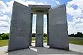 Monument en swahili et espagnol