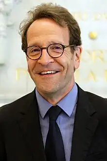 Député (RE) de la 2e circonscription : Gilles Le Gendre.