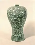 Vase Céladon Goryeo décoré de grues (pièce du trésor national de Corée du Sud.)