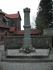 Le monument aux morts.