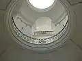 Vue de l'intérieur du dôme dans la zone d'entrée