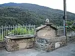 Deux fontaines et lavoirs datant du XVIIIe - XIXe&nbsp;siècle.