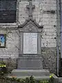 Le monument aux morts.