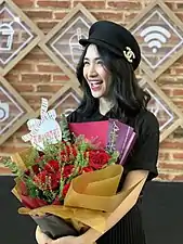 Hoà Minzy (en).