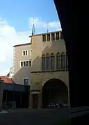 Hôtel le Gronnais, fin du XIIIe siècle, autrefois face à l’église Saint-Martin.