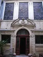 Vue générale de la façade intérieure.