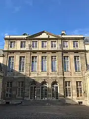 Façade sur cour