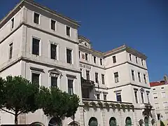 Hôtel de ville.
