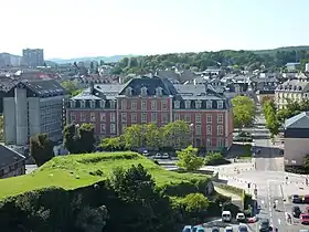 photographie montrant l'hôtel du département, siège du Conseil départemental du Territoire de Belfort, vu de face (façade arrière)