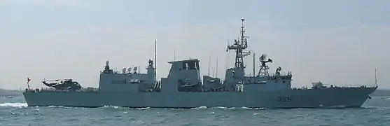 Frégate canadienne de classe Halifax NCSM&nbsp;Montréal.