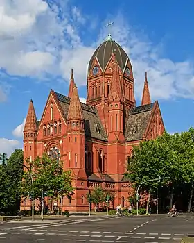 Image illustrative de l’article Église Sainte-Croix de Berlin-Kreuzberg