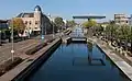 Vue sur le canal à travers Helmond.