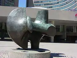 Henry Moore : L'Archer.