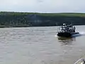 Un aéroglisseur Hivus-10 sur la Kotouï.
