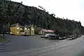 L'ancienne gare vue de la route.