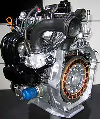 La version hybride utilise le système Integrated Motor Assist&nbsp;(en) (IMA) introduit sur la Honda Insight.