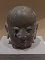 Tête de statue d'un arhat bouddhiste, dynastie des Xia occidentaux, de la Pagode Hongfo, Xian de Helan, Ningxia.