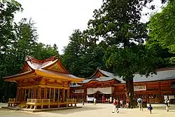Le sanctuaire :Hotaka-jinja (en), un centre de culte majeur