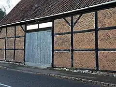 Ancienne grange classée du XVIIe siècle dans le Leicestershire (Angleterre).