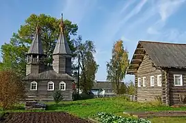 Chapelle en été.