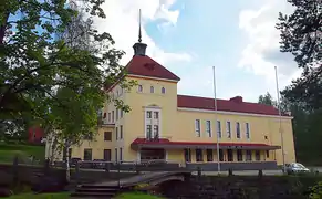 Ilveslinna.