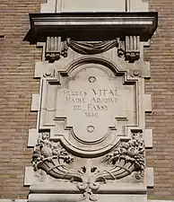 Inscription gravée en hommage à Hugues Vital au no&nbsp;43.