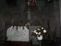Mise au tombeau dans une des 13 chapelles rayonnantes