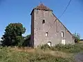 Ferme fortifiée des Matras (XVe&nbsp;siècle).
