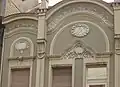 Détail de la façade du 51 rue Glavna