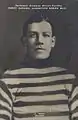 Joe Hall meurt en 1919 de la grippe espagnole au cours de la finale de la coupe Stanley.