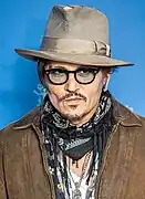 Johnny Depp(Louis XV).
