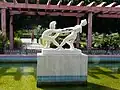 La Joie dans le soleil, Jardin Boujaafaâr, autrefois Parc Charles Nicolle, à Sousse (Tunisie).