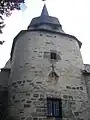 Chapelle Sainte-Croix : la tour-clocher.
