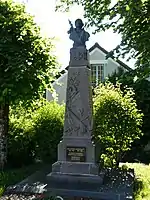 Le monument aux morts.