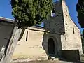 Le clocher et l'entrée
