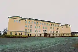 Le lycée.