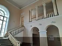l'intérieur.